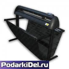 Режущий плоттер 1350 (1350мм, область резки 1260мм, 50-800мм/сек, давление ножа 50-500г, ЖК-дисплей, нож-сталь 1,2мм + 2мм)