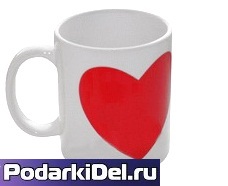 Кружка белая с красным СЕРДЦЕМ